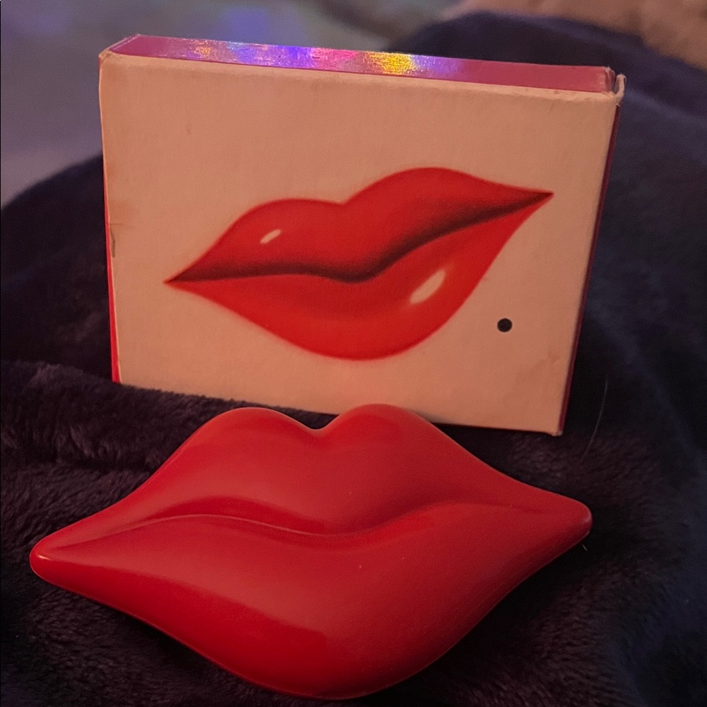 Red Lip-Shaped Compact Mirror